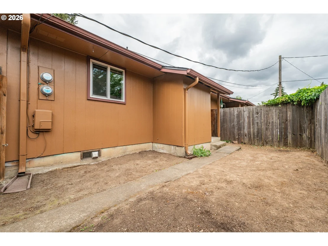 Photo of 229 HOLEMAN AVE