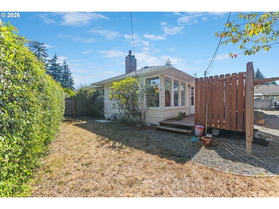 Photo of 2157 MYRTLE AVE