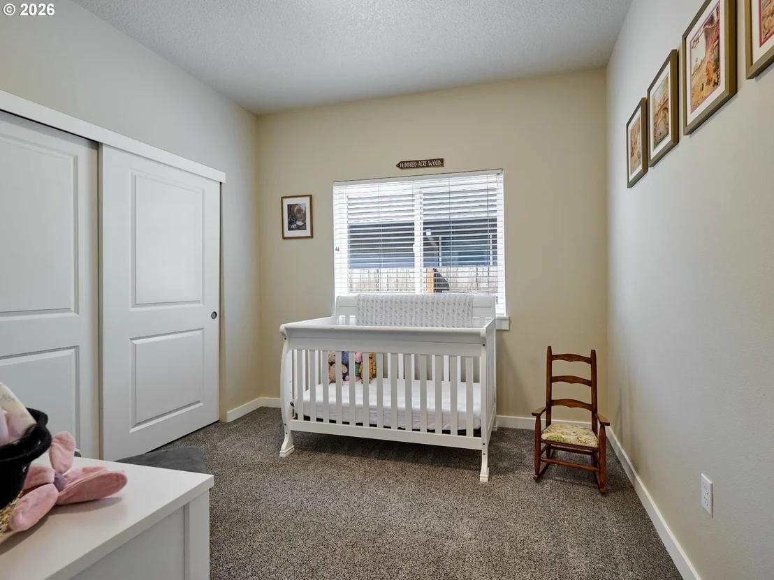 Photo of 542 E ELM LOOP
