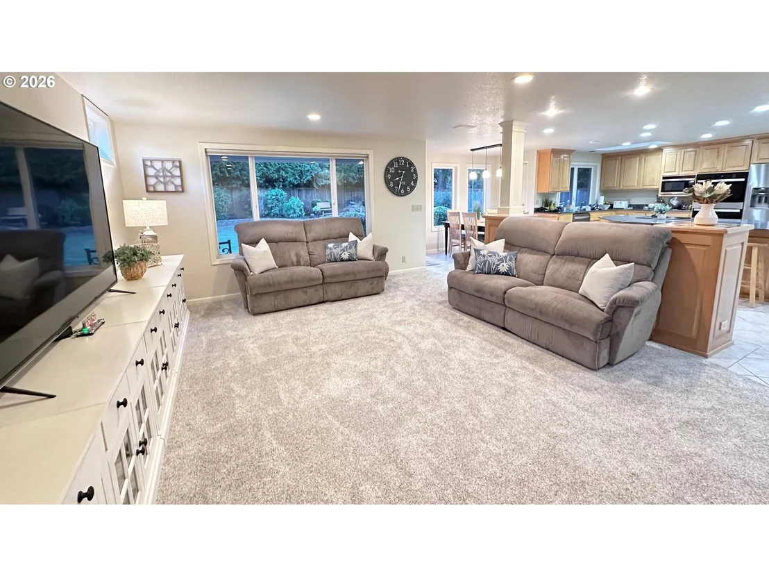Photo of 1364 VICTORIAN WAY