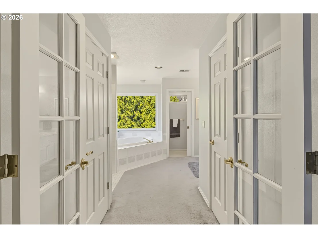 Photo of 501 NW MAWRCREST PL