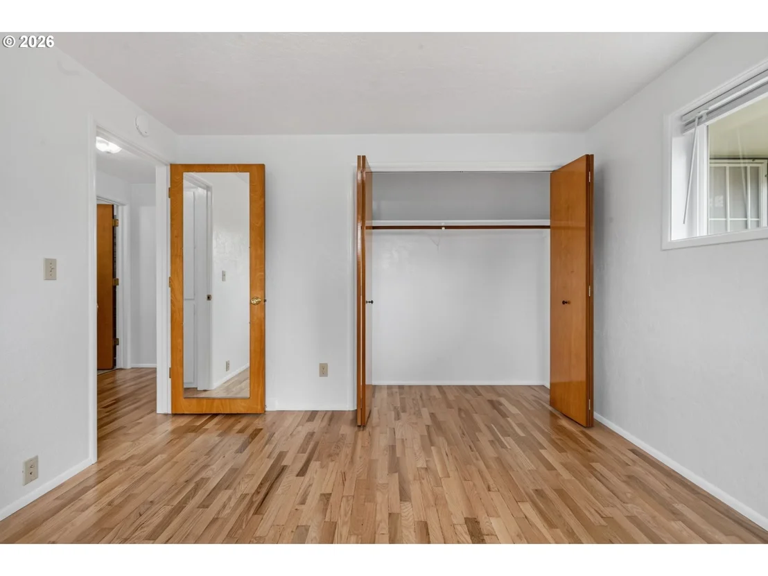 Photo of 447 MAXWELL RD