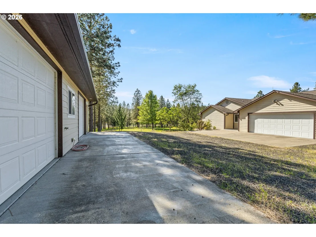 Photo of 757 ECHO DR