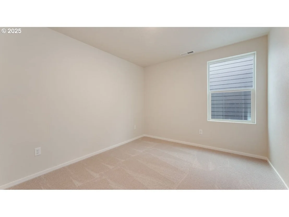 Photo of 447 Pietro ST NE