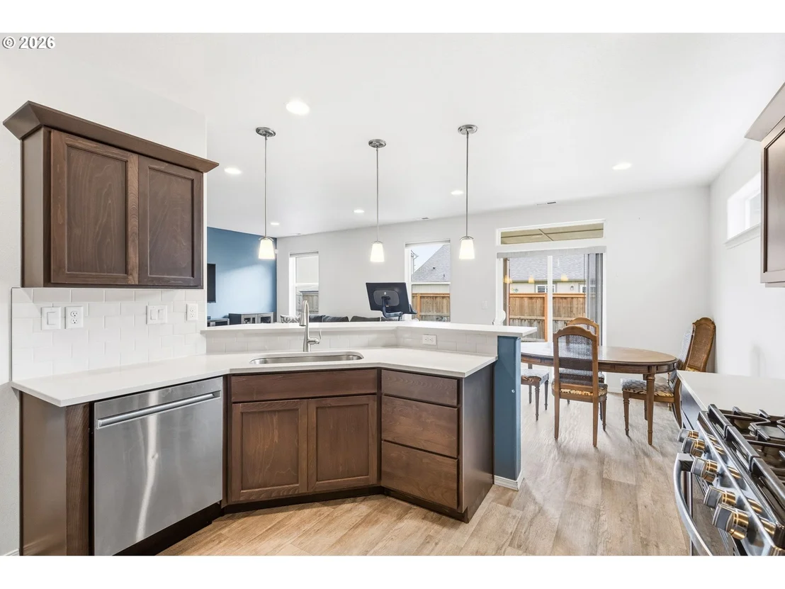 Photo of 559 CASTING ST