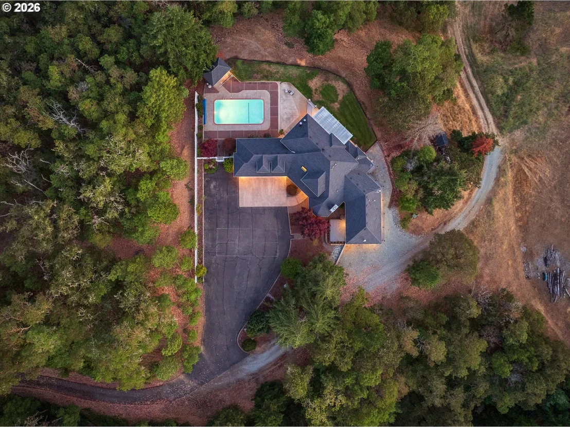 Photo of 317 AKER DR
