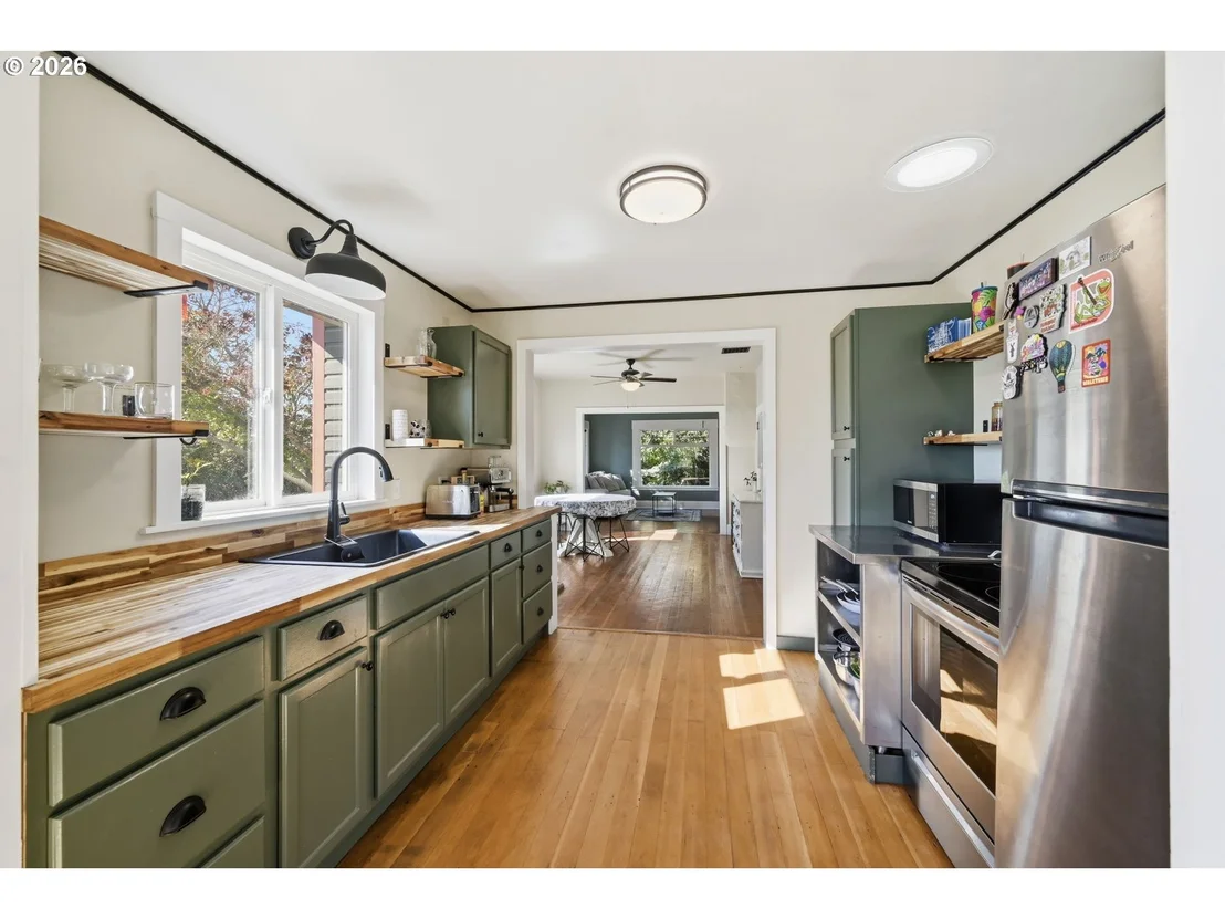 Photo of 32565 BOSTON MILL DR