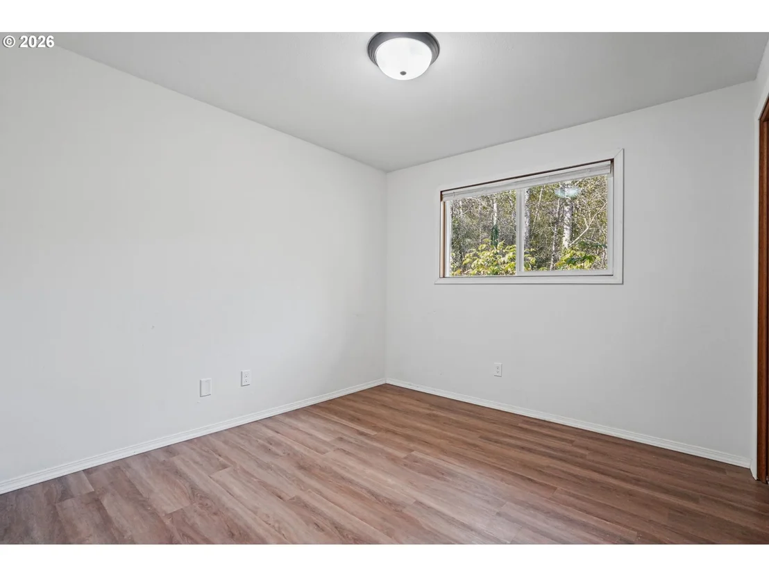 Photo of 840 OCEAN BLVD SE