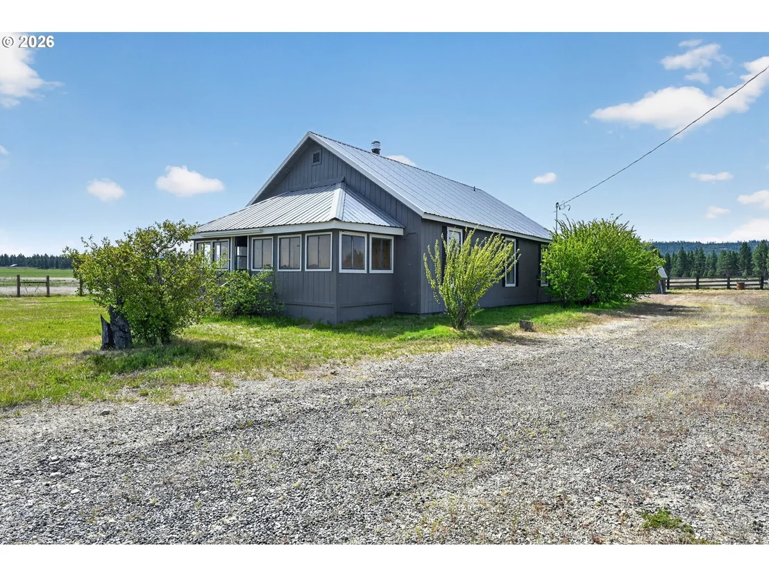 Photo of 25660 SPRAGUE RIVER RD