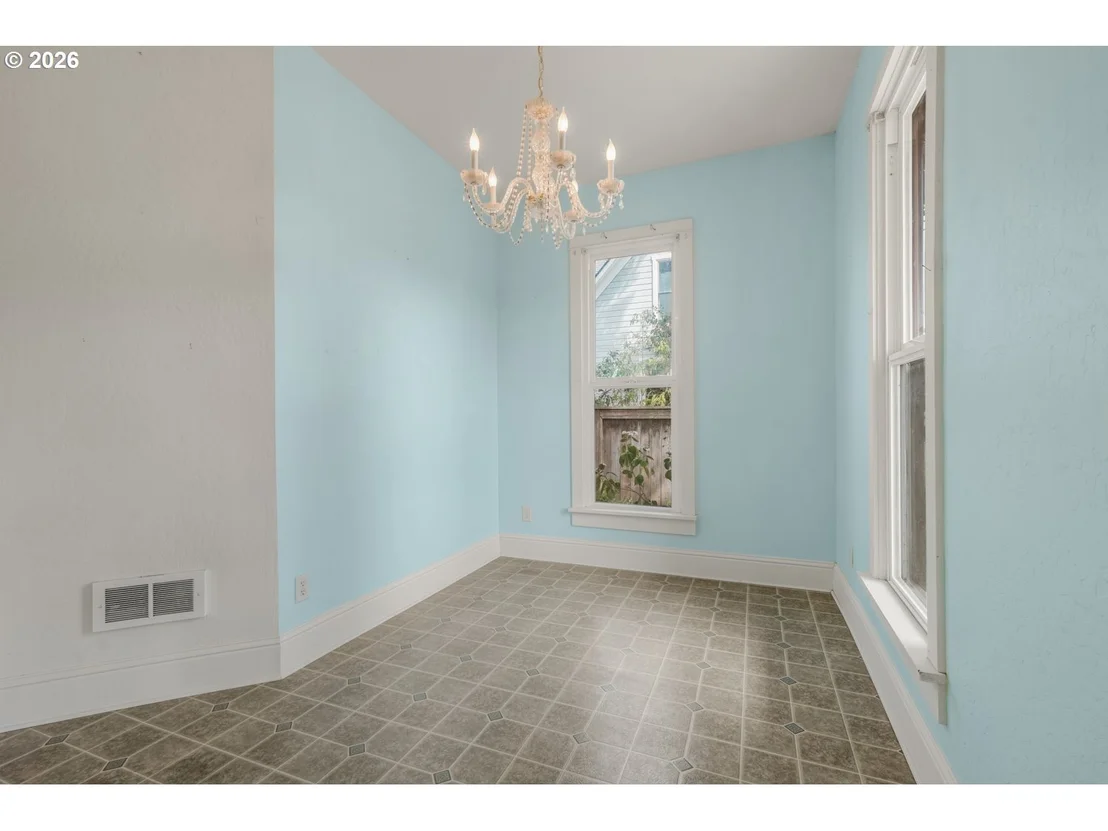 Photo of 482 S 4TH ST