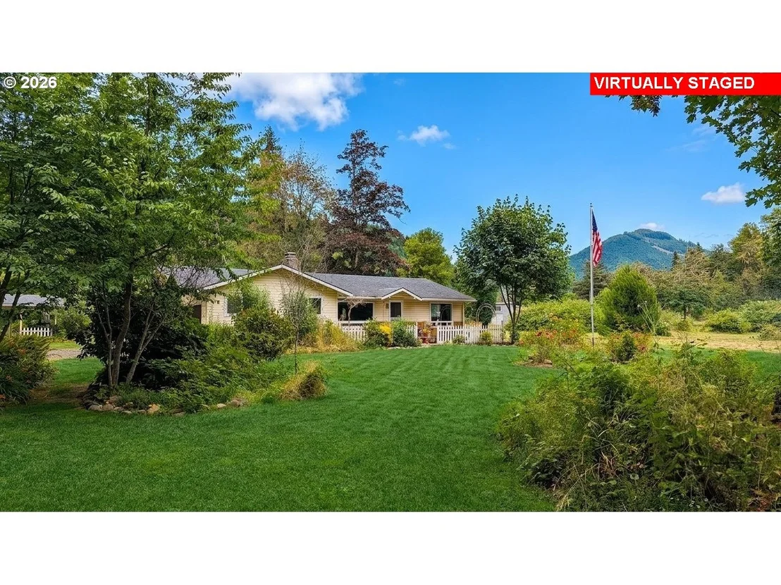 Photo of 36991 ROW RIVER RD