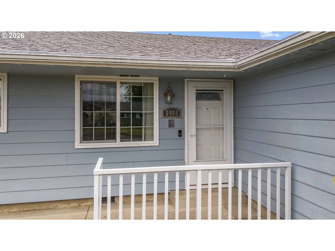 Photo of 2488 VIEWMONT AVE