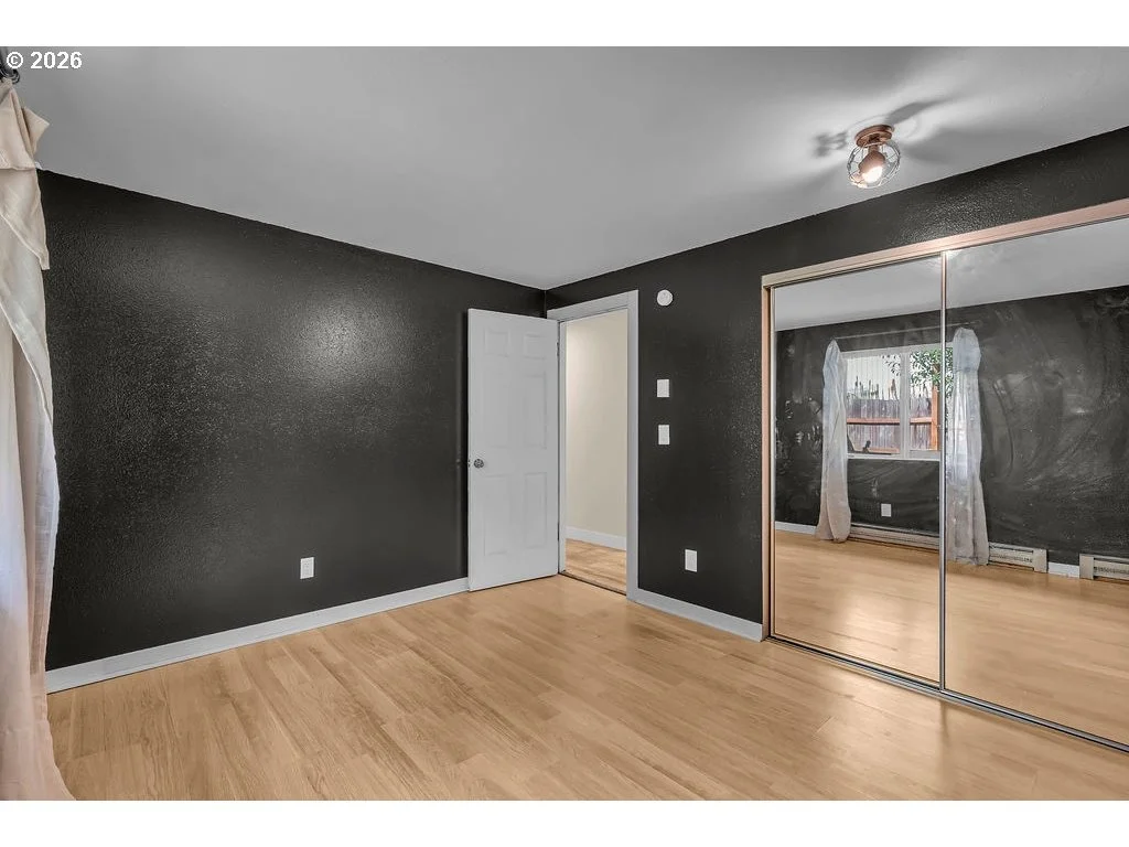 Photo of 211 FOX ST