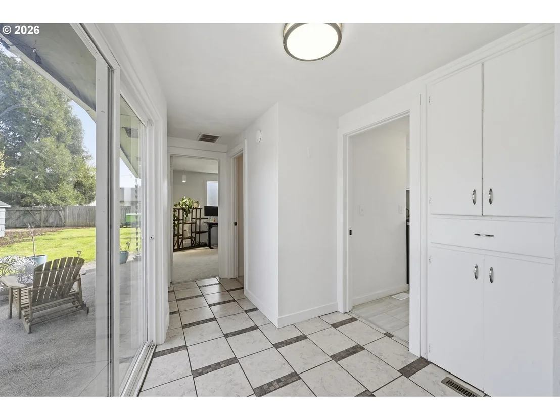 Photo of 4060 WOOD AVE