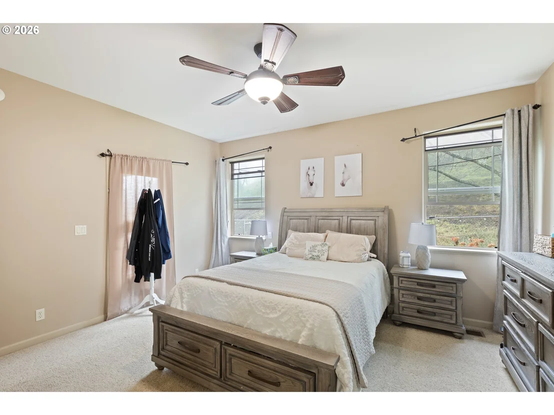 Photo of 849 NORTH VIEW DR