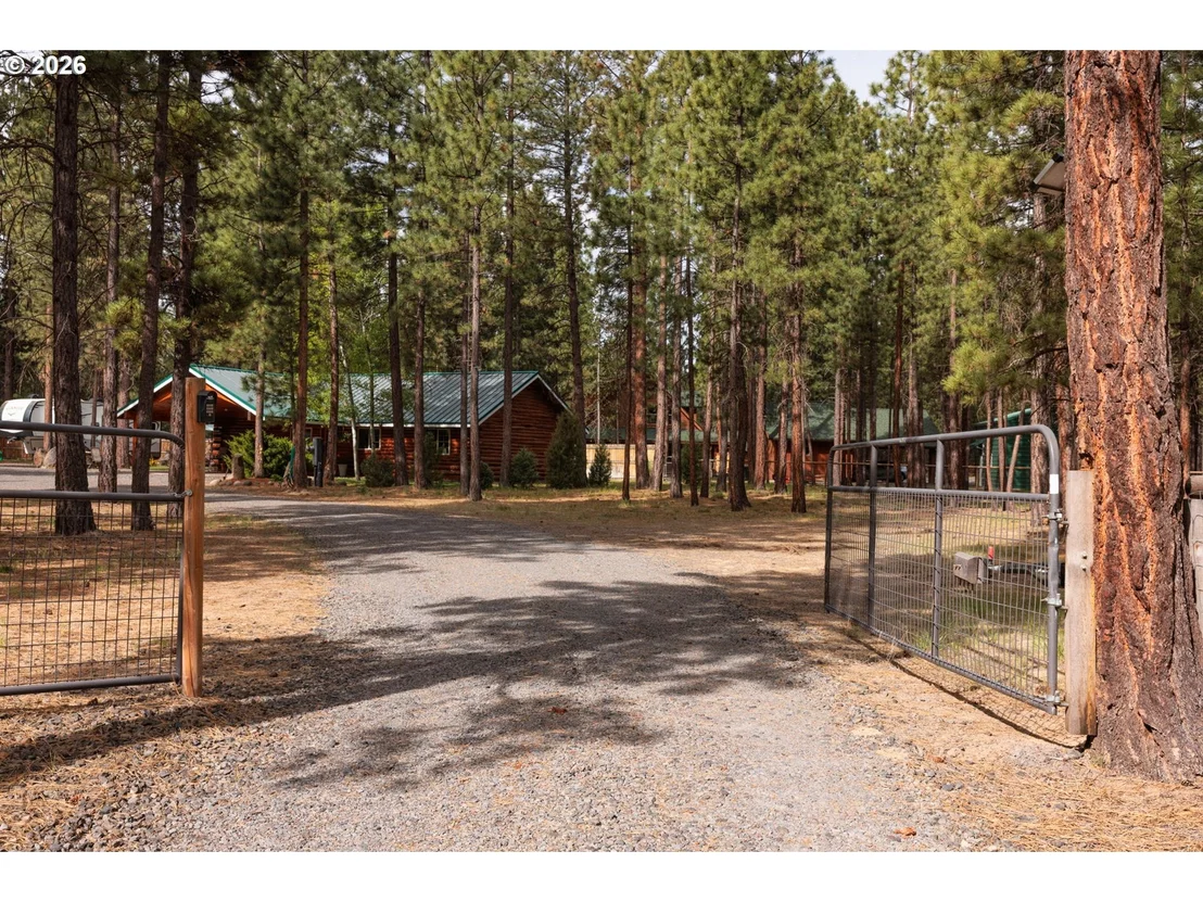 Photo of 153540 COLLAR DR