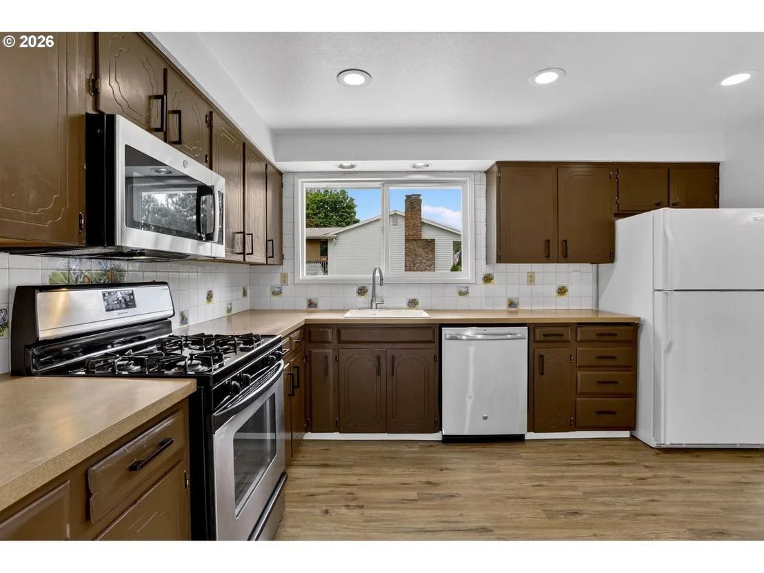 Photo of 1207 SE 217TH AVE