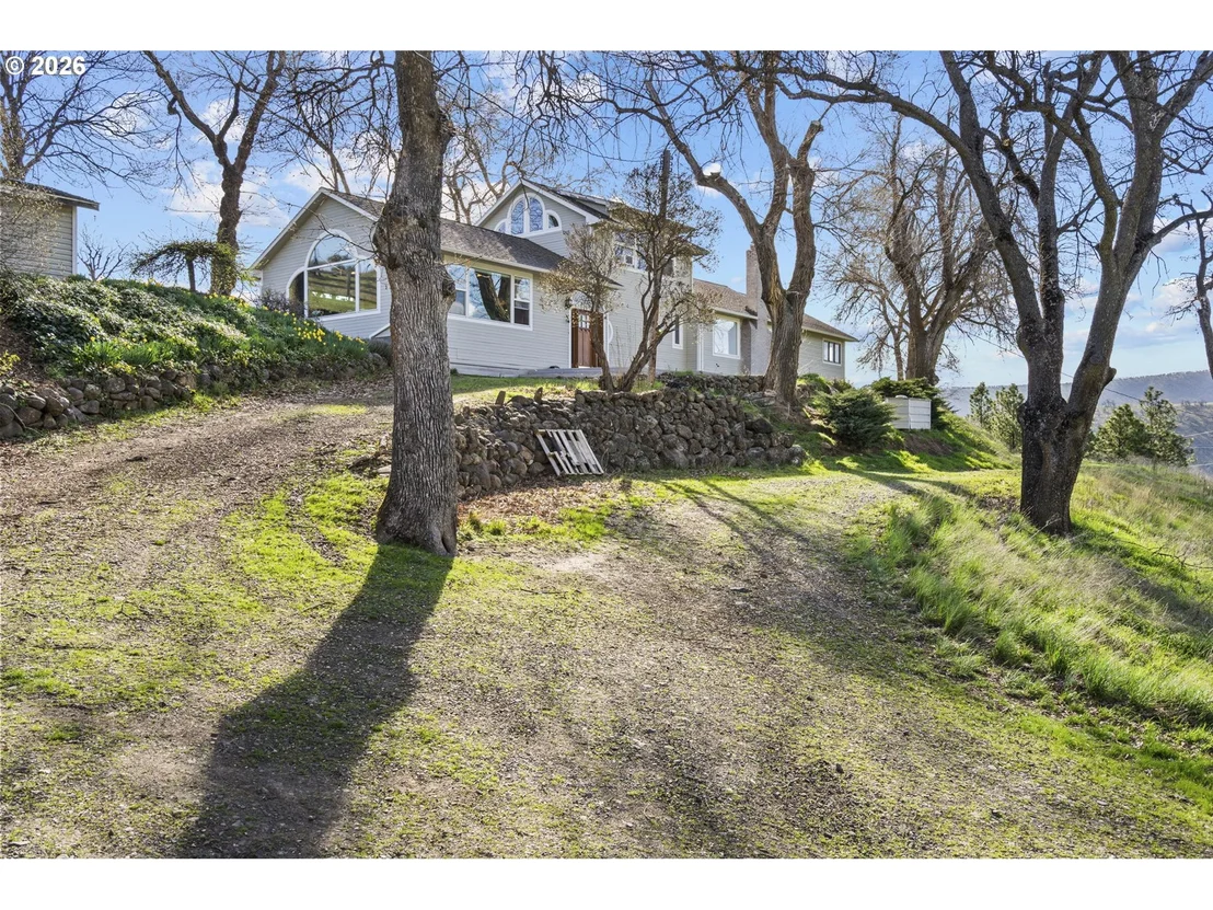 Photo of 3465 THREE MILE RD