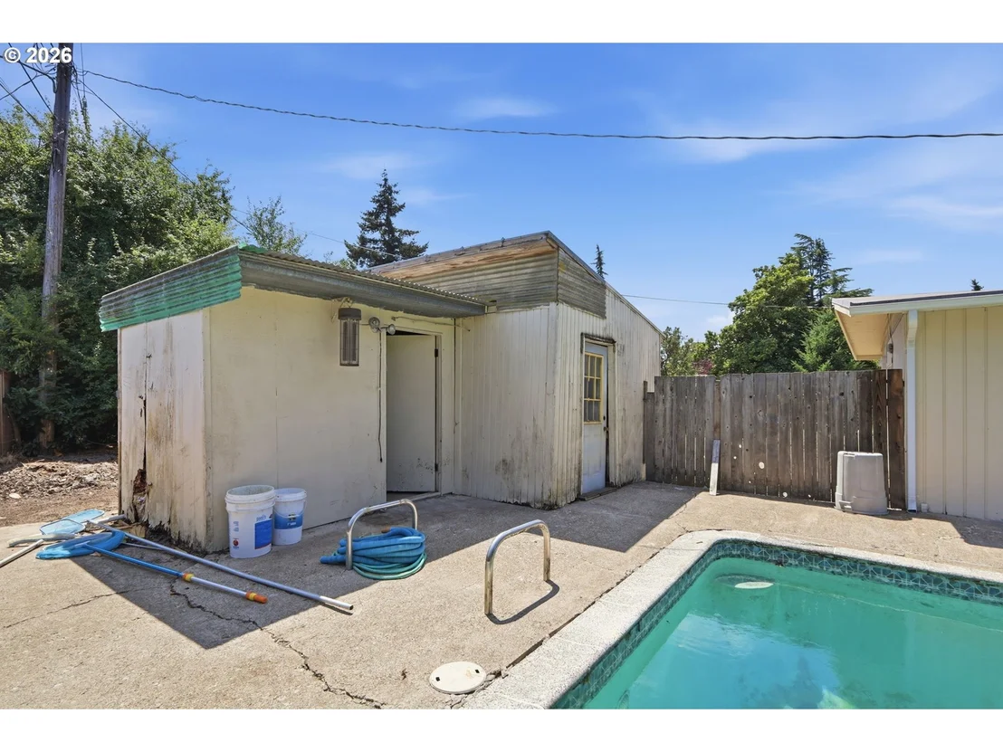 Photo of 1995 SMITHOAK ST