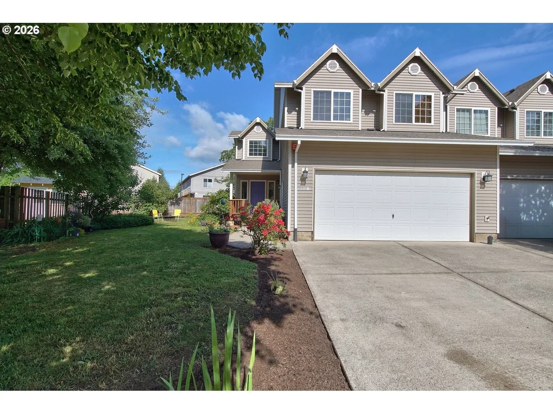 Photo of 469 HARRIS LN