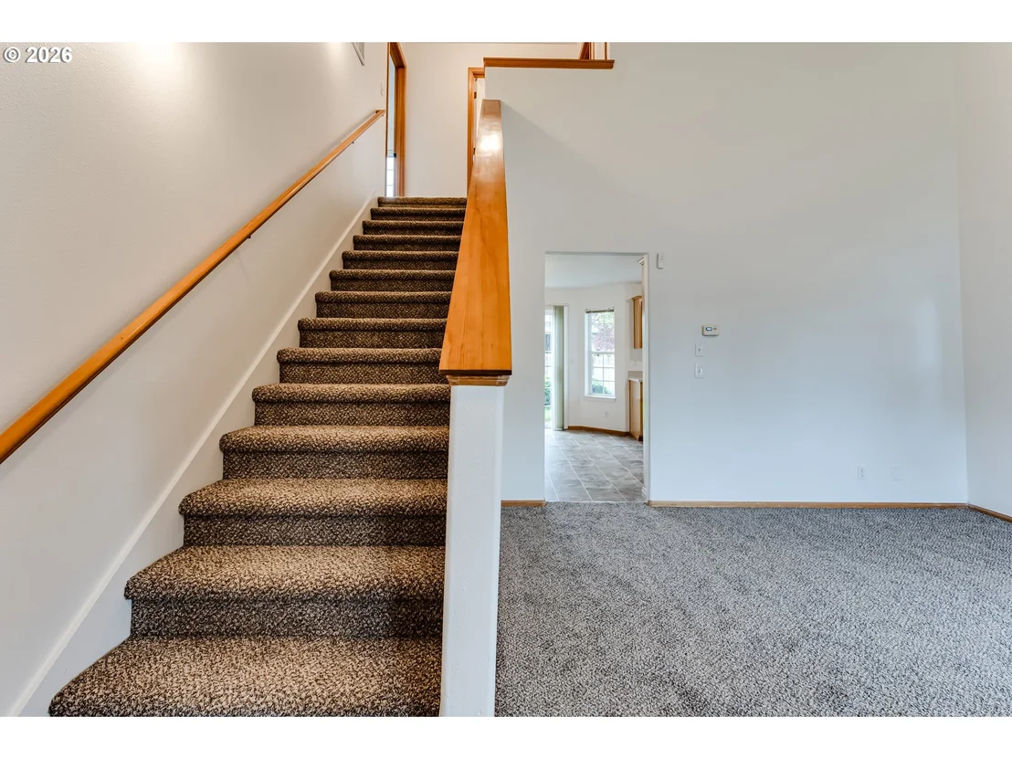 Photo of 555 HOLLYHOCK LN
