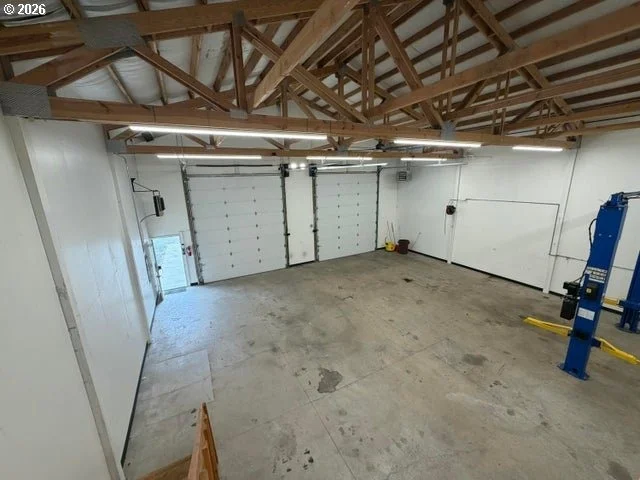 Photo of 17037 DOWNEY RD