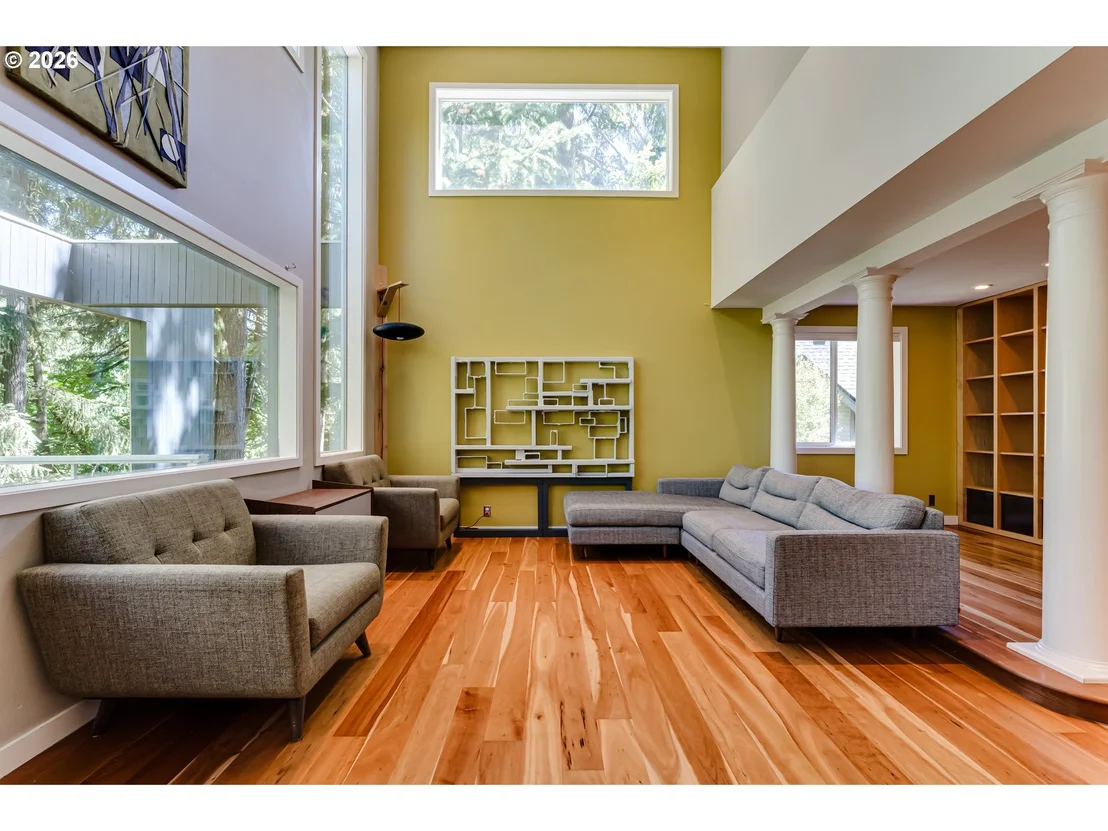 Photo of 38 RIDGELINE DR