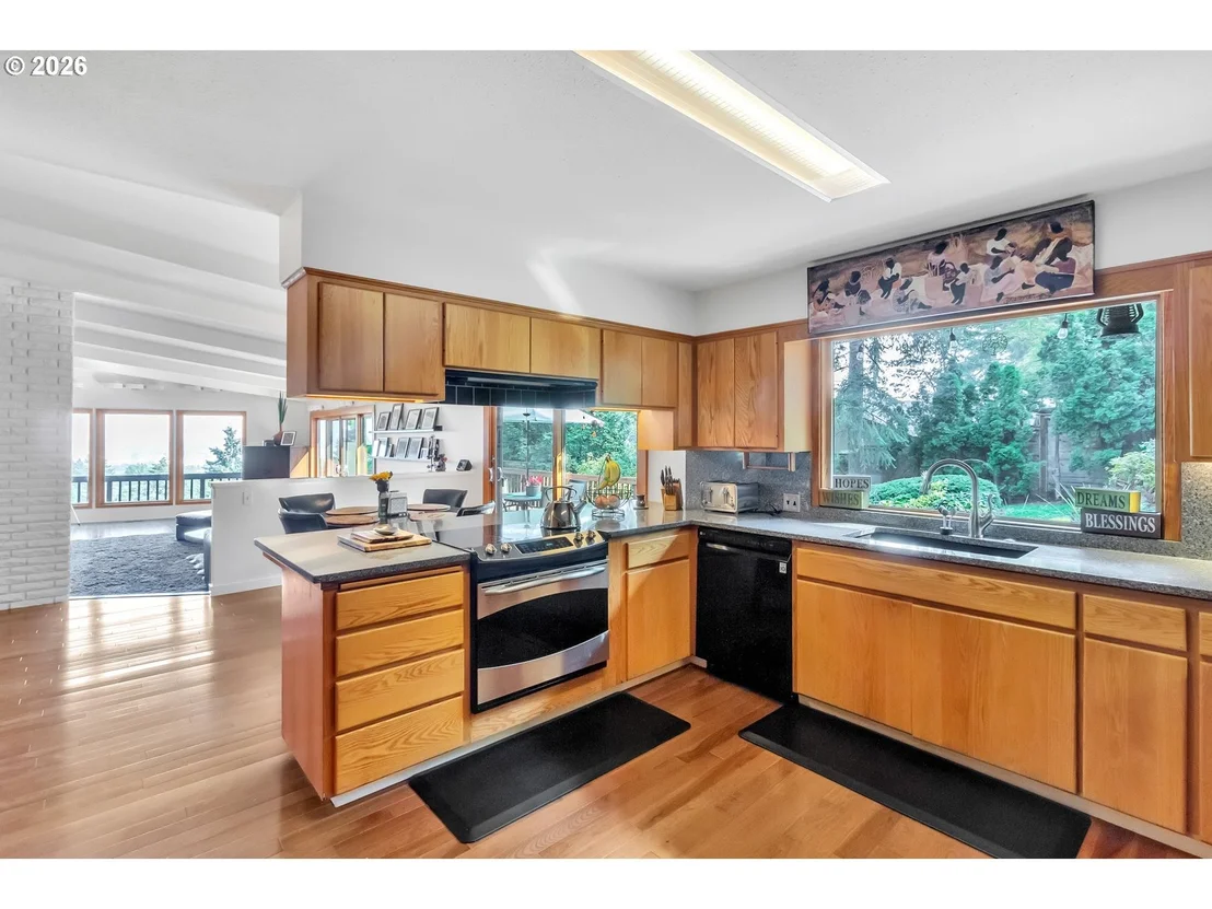 Photo of 2610 HIGHLAND OAKS DR