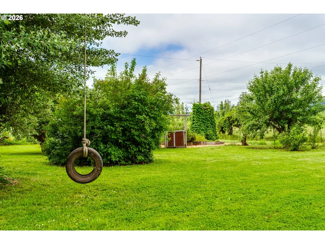 Photo of 81887 DAVISSON RD
