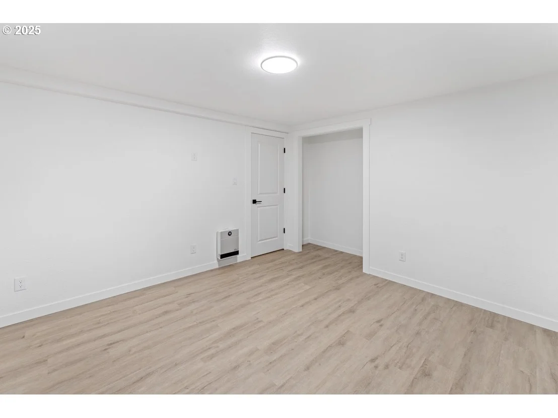 Photo of 47875 ELGIN AVE