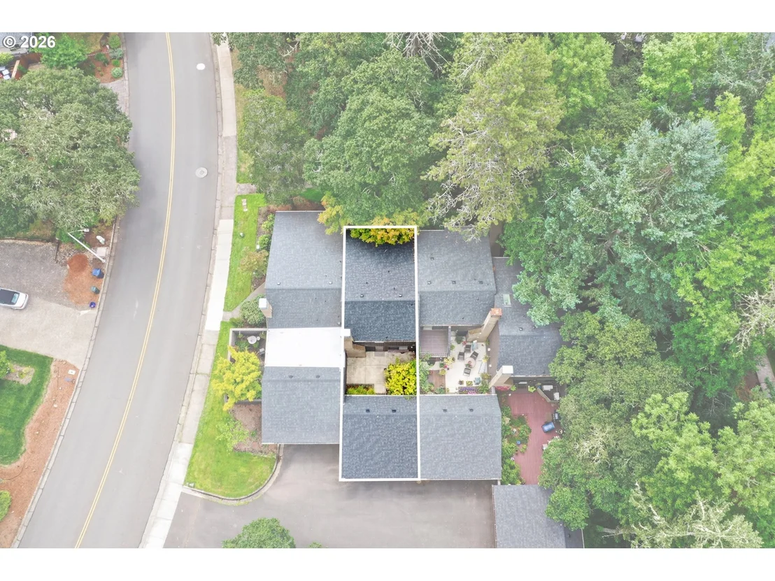 Photo of 20 BRAE BURN DR