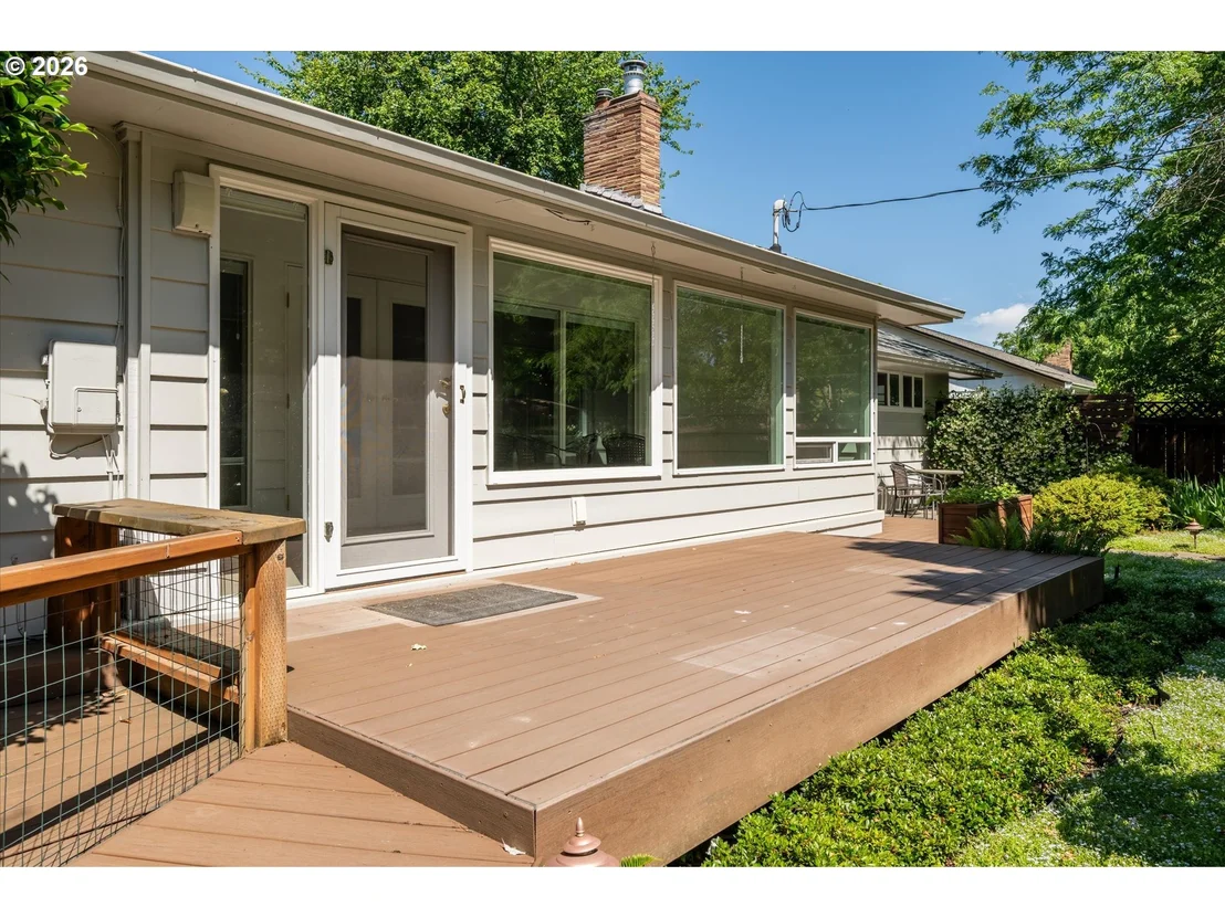Photo of 243 DARTMOOR DR