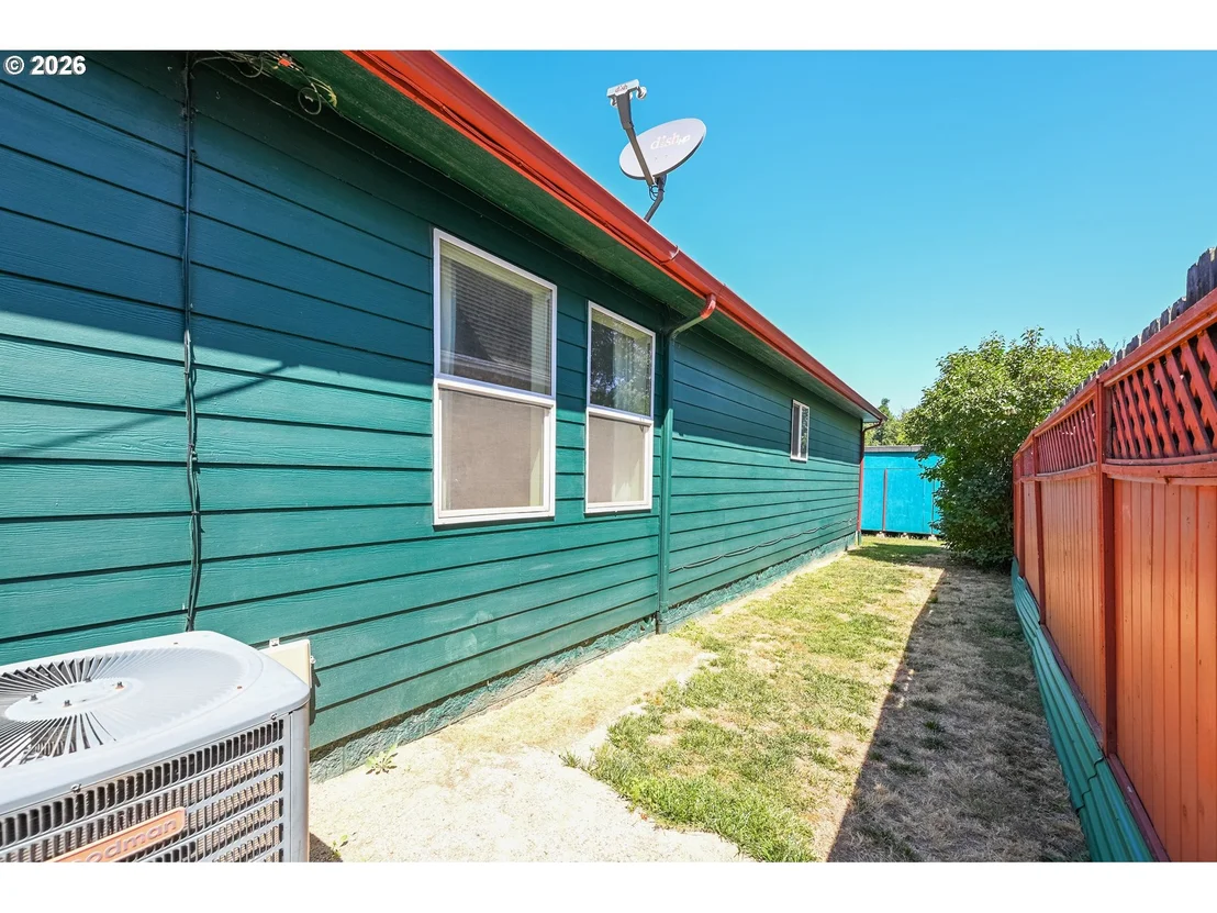 Photo of 356 SETHER AVE