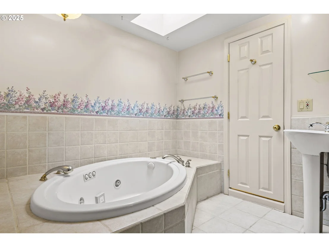 Photo of 40153 BOOTH KELLY RD
