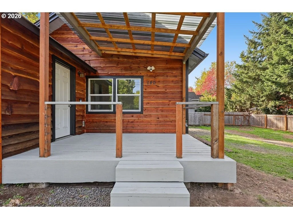 Photo of 140 HANSEN LN