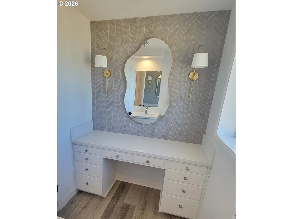 Photo of 2460 W 21ST AVE