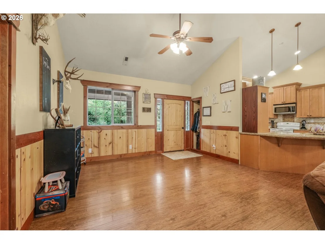 Photo of 824 W CENTRAL AVE