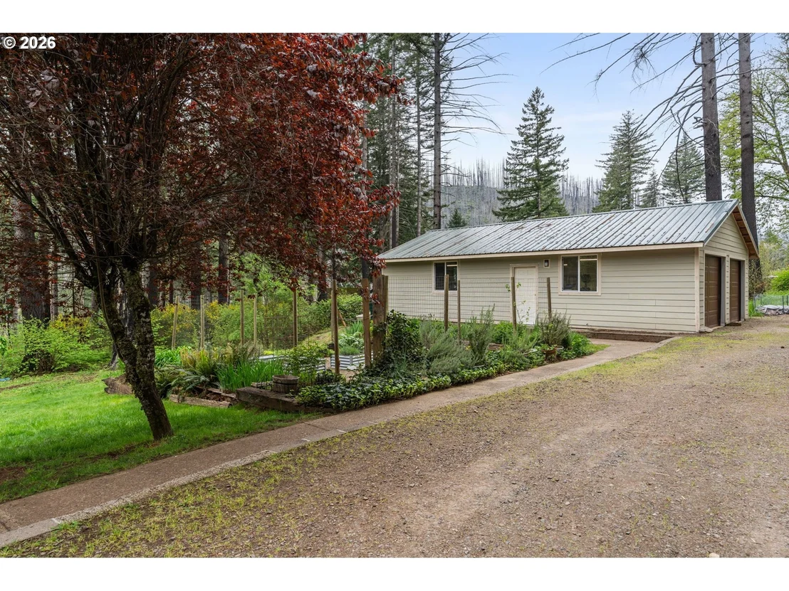 Photo of 49400 EAGLE ROCK PL