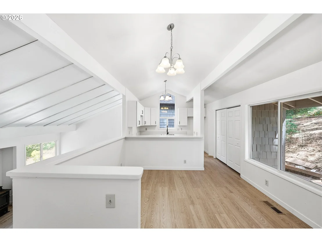 Photo of 7048 GLACIER DR