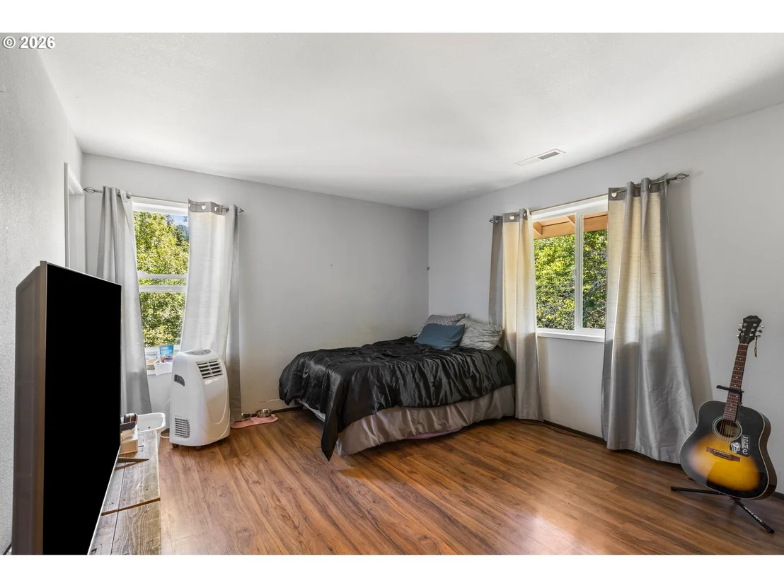 Photo of 123 BURCHARD DR