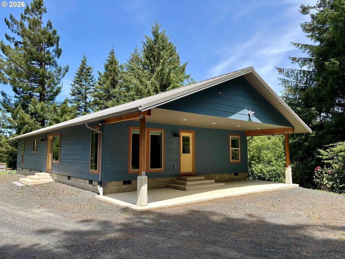 Photo of 45721 HIGHWAY 101
