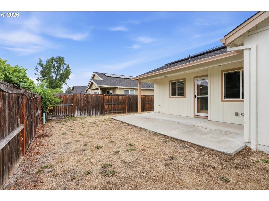 Photo of 7410 DESERT VIEW DR