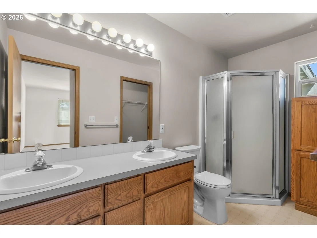 Photo of 1608 NW ELGIN AVE