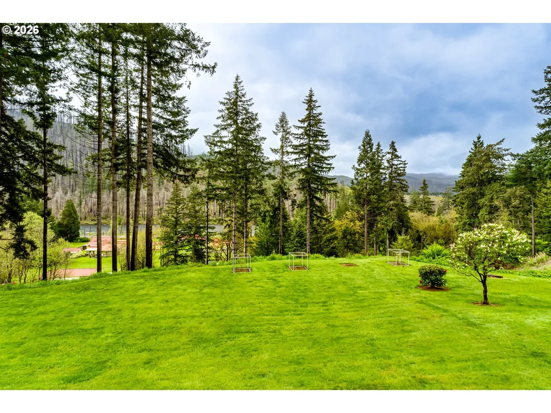 Photo of 49985 MCKENZIE HWY