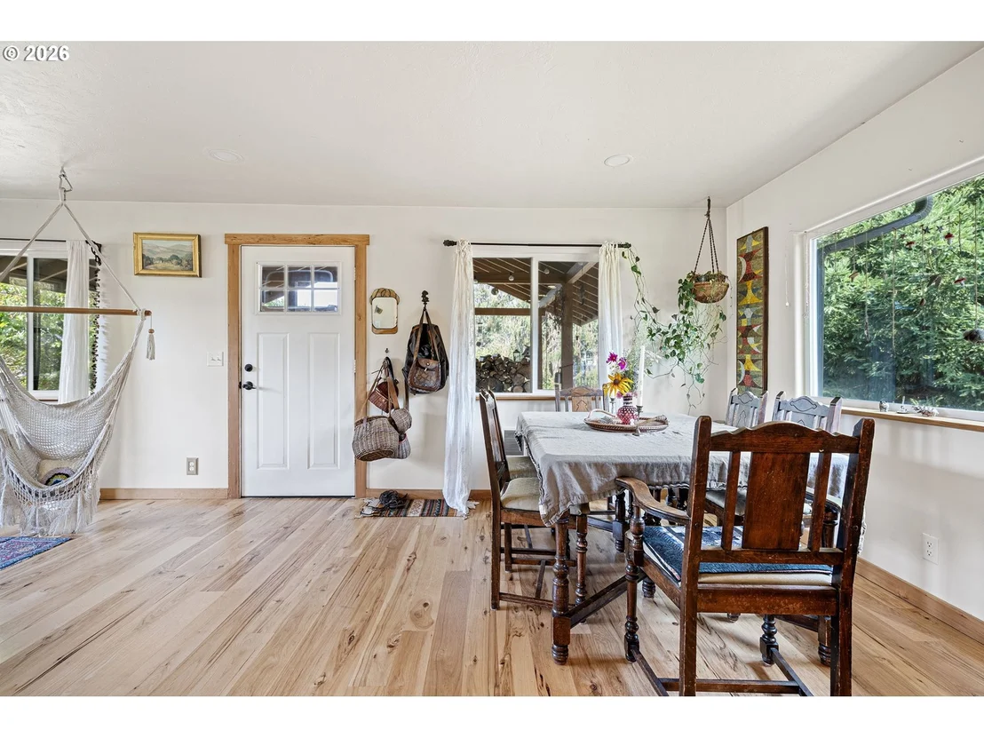 Photo of 78807 TERRITORIAL RD