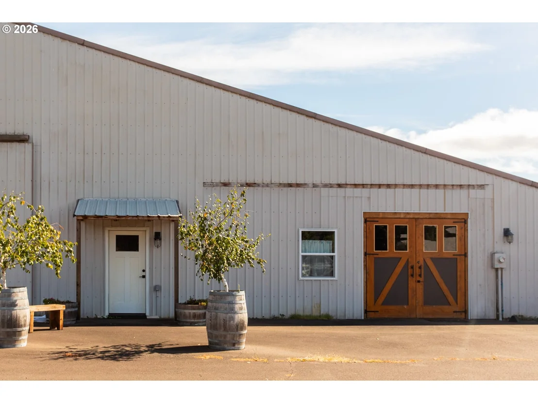 Photo of 2212 SE POWELLS RD