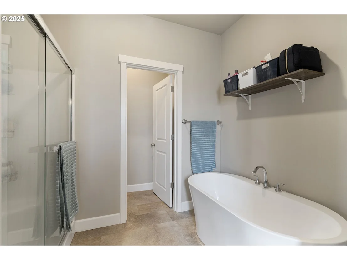 Photo of 280 NW DOUBLE EAGLE AVE