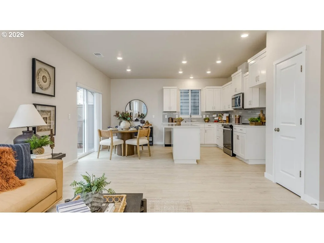 Photo of 3525 SW MAWRCREST AVE