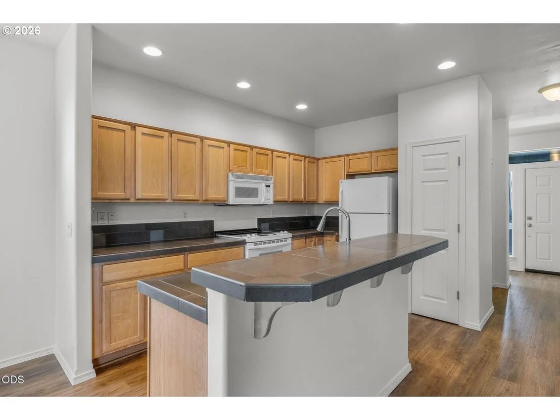 Photo of 2840 NE SEDALIA LOOP