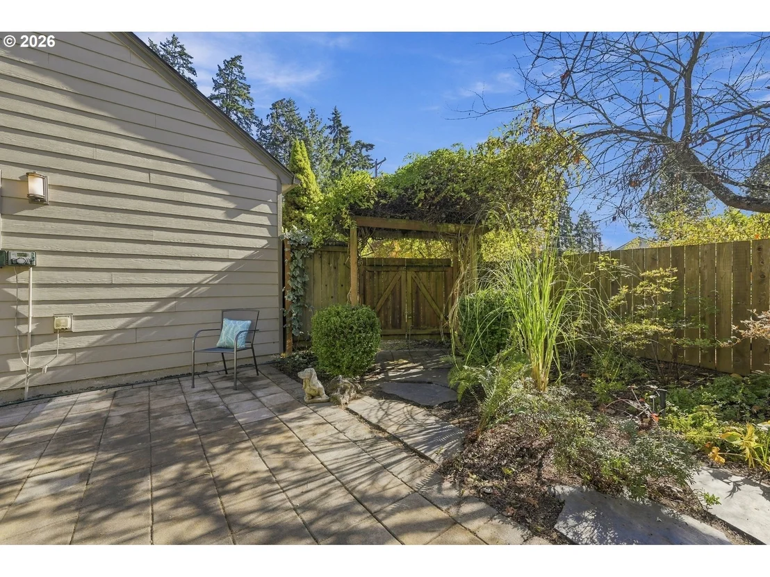 Photo of 580 HORN LN
